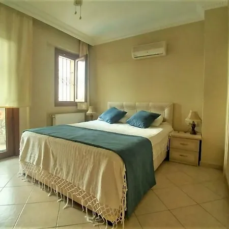 Playa - Solo 4 Bedroom Spacious Fethiye