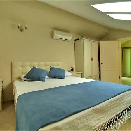 Playa - Solo 4 Bedroom Spacious Vila Fethiye
