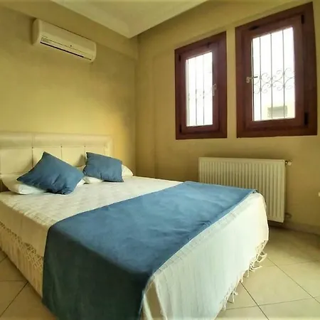 Playa - Solo 4 Bedroom Spacious *