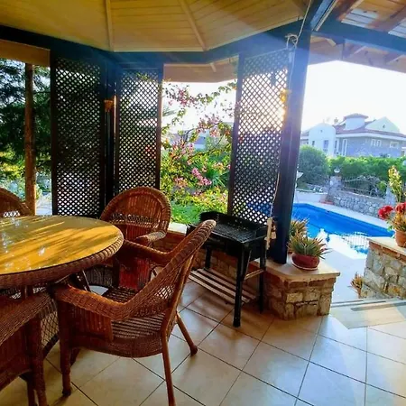 Playa - Solo 4 Bedroom Spacious Fethiye
